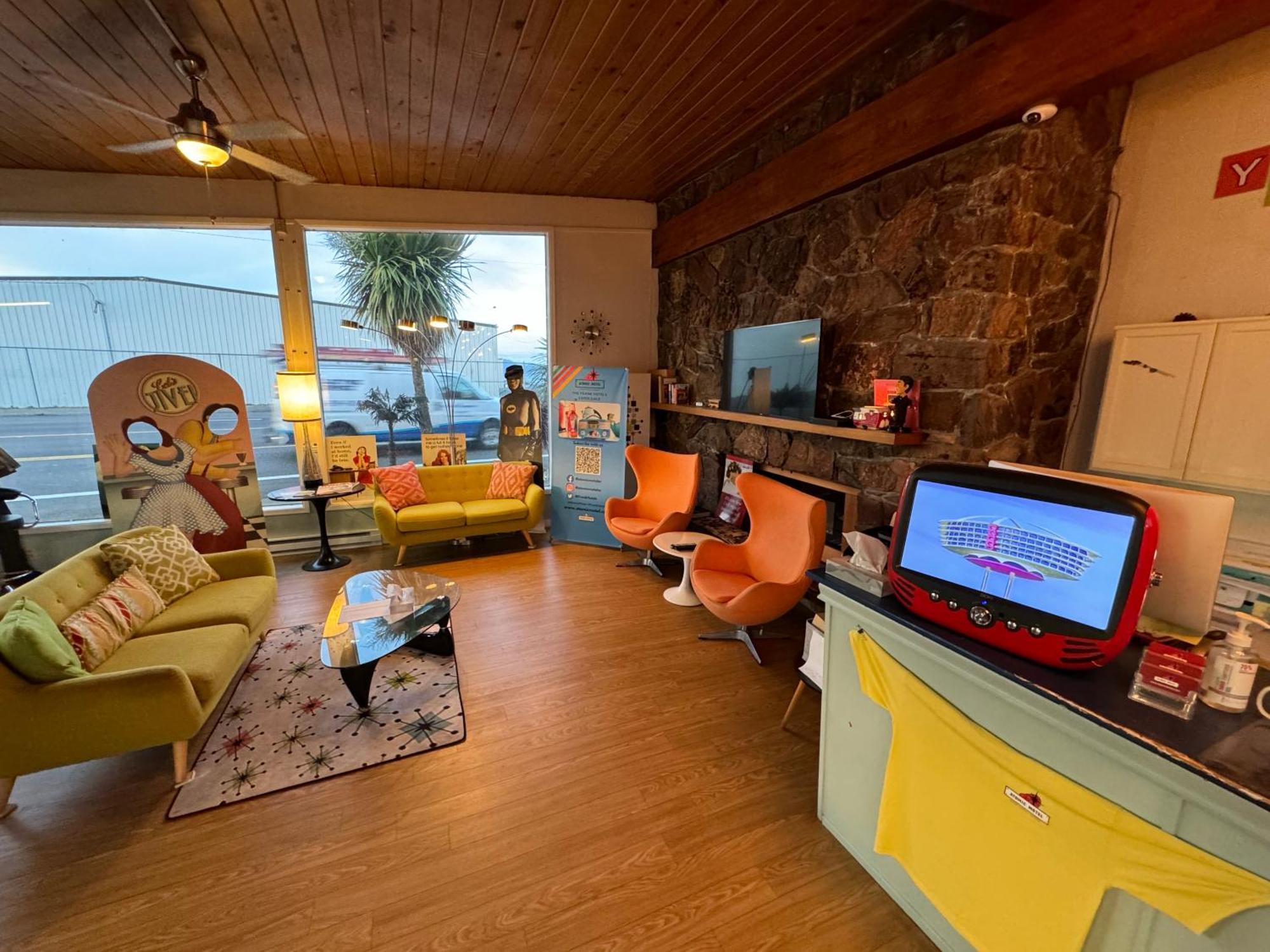 אסטוריה Atomic Motel מראה חיצוני תמונה