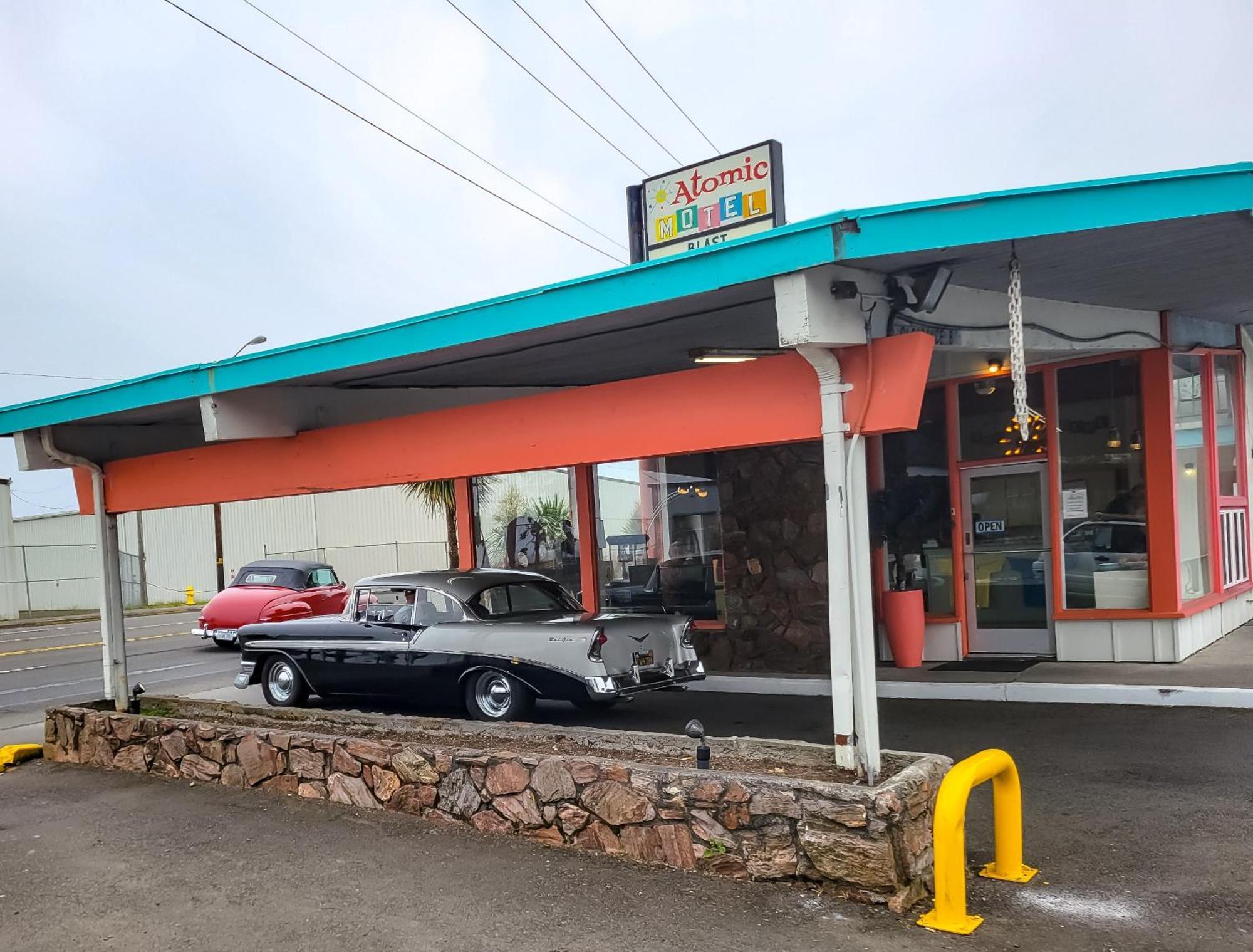 אסטוריה Atomic Motel מראה חיצוני תמונה