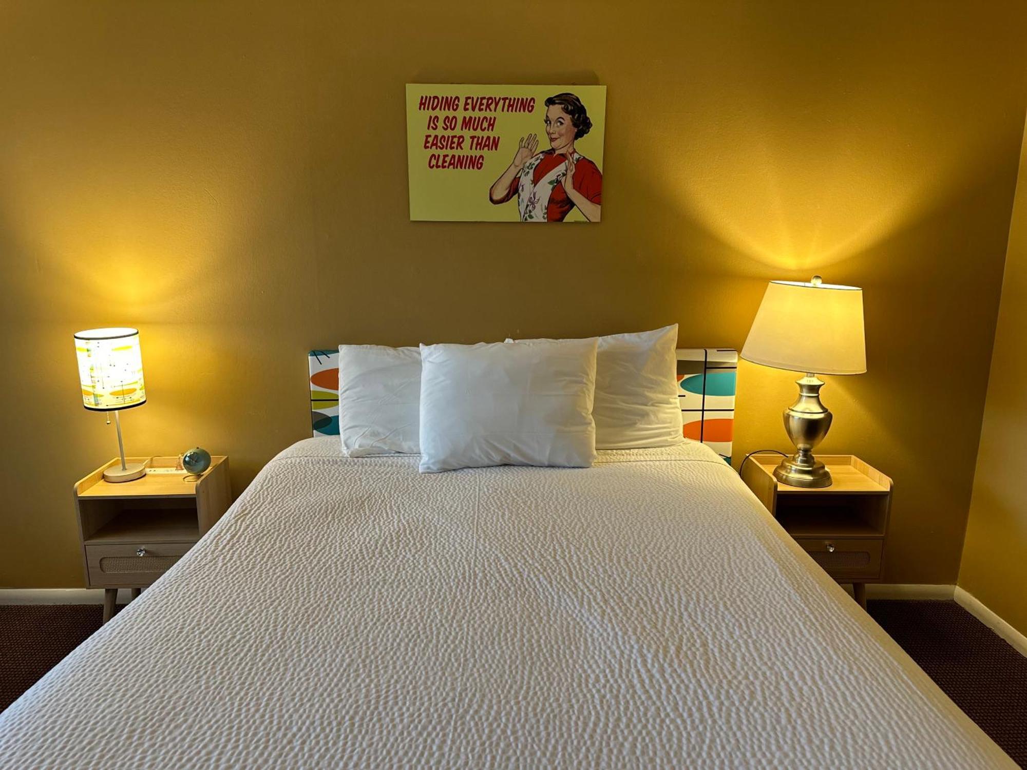 אסטוריה Atomic Motel חדר תמונה